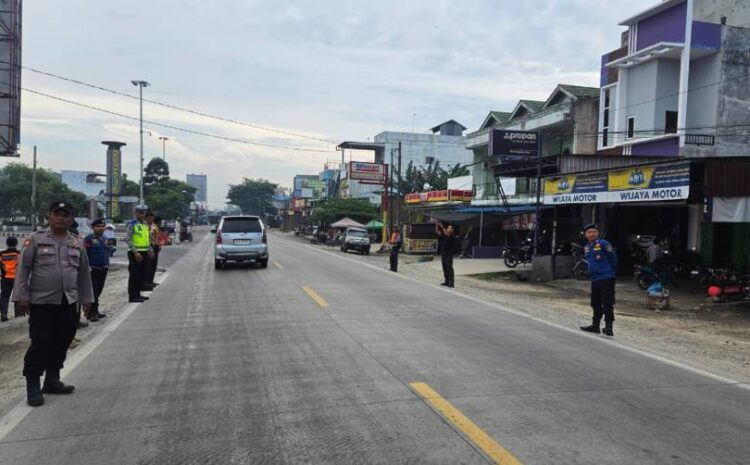  Polres Batubara Laksanakan Operasi Lilin Toba 2025 di Pos Yan 1 Simpang Kuala Tanjung