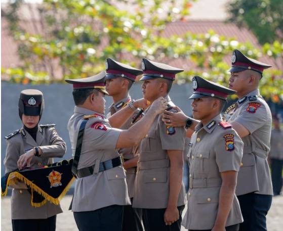  Penutupan Pendidikan Bintara Polri TA 2025 di SPN Hinai, Kapolda Sumut Tekankan Moralitas dan Profesionalisme Polisi