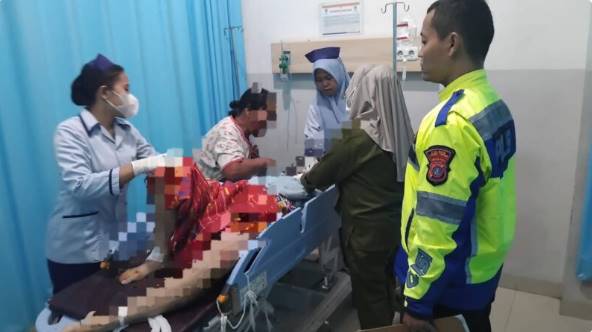  Satlantas Polres Tebingtinggi Tangani Kecelakaan Bus Tabrak Pejalan Kaki