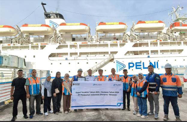  Pelindo Regional 1 Belawan dan SPMT Branch Belawan Lepas Kapal Terakhir 2025 dan Sambut Kapal Perdana Awal Tahun 2026