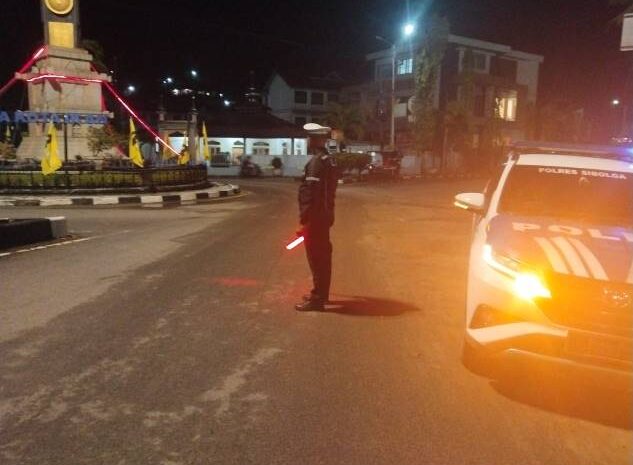  Satlantas Polres Sibolga Gelar Patroli Blue Light, Wujudkan Kamseltibcarlantas dan Antisipasi Kejahatan Jalanan