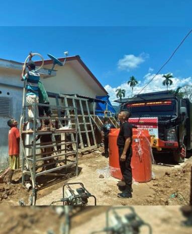  Pulihkan Kehidupan Pasca Bencana, Brimob Polda Sumut Bangun Sumur Bor dan Bersihkan Saluran Air