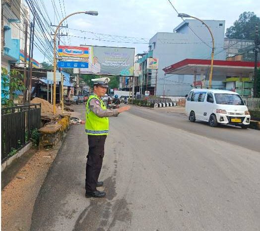  Satlantas Polres Sibolga Laksanakan Strong Point Pagi dan Patroli Imbauan Polisi Oi Dusanak