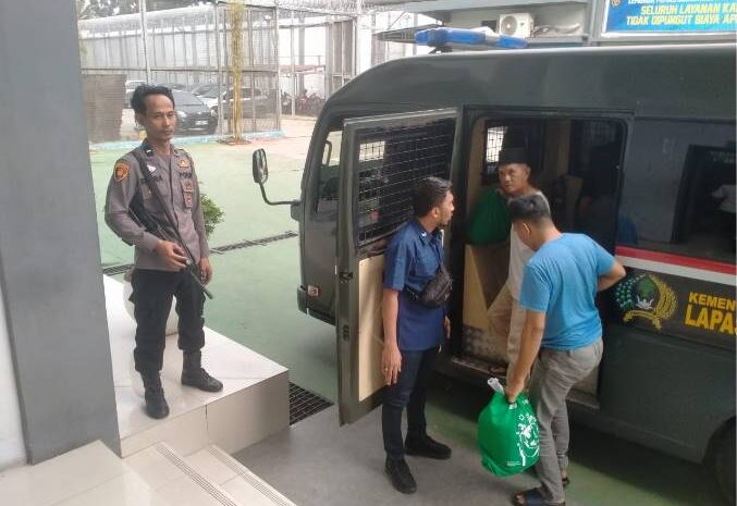  Polsek Labuhan Ruku Kawal 21 Narapidana ke Lapas Tanjung Gusta Medan