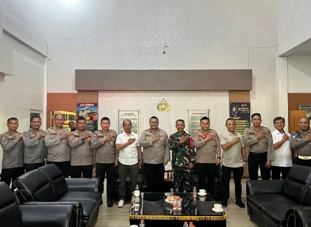  Kapolres Sibolga dan PJU Sambut Kunjungan Danrem 023/KS