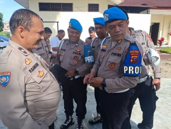  Propam Polres Tanah Karo Sidak Polsek Berastagi, Disiplin Personel Jadi Sorotan
