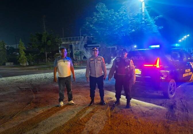  Polsek Medang Deras Gelar Patroli MalamJaga Kamtibmas