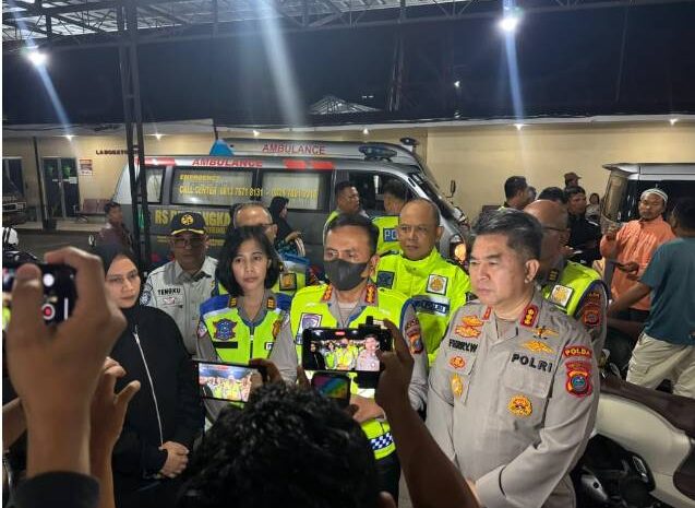  Ditlantas Polda Sumut Fasilitasi Ambulans dan Pengawalan Jenazah Korban Laka Kereta Api di Tebing Tinggi