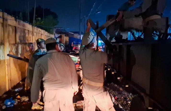  Pemko Medan Tertibkan PKL di Seputaran Pasar Simpang Limun, Penindakan Dilakukan Persuasif dan Humanis