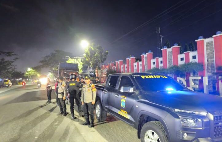  Patroli Gabungan Brimob, Samapta dan Polres Pelabuhan Belawan Cegah Kejahatan Jalanan dan Tawuran