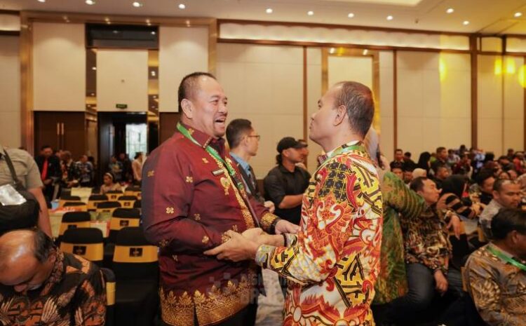  Komitmen Jamin Kesehatan Masyarakat, Bupati Batubara Raih Penghargaan UHC Pratama