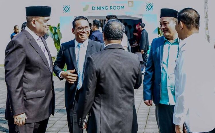  Hadiri Pelantikan Rektor USU, Wakil Wali Kota Medan Ucapkan Selamat Kepada Muryanto