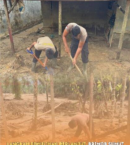  Langkah Pemulihan Berlanjut, Brimob Sumut Dampingi Warga Aek Ngadol