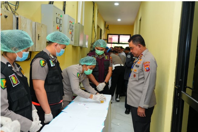  Kapolda Sumut Lakukan Tes Urine Serentak Tindaklanjuti Instruksi Kapolri dalam Rapim 2026