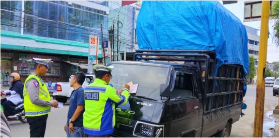  Dukung Keselamatan Berkendara, Satgas Gakkum Polres Sibolga Sosialisasikan UU Lalu Lintas