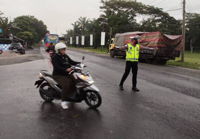  Patroli Blue Light Satlantas Polres Batubara Antisipasi Pelanggaran Pagi Hari