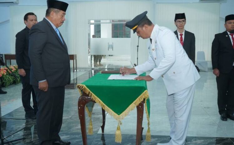  Bupati Asahan Lantik Pejabat Administrator dan Pengawas