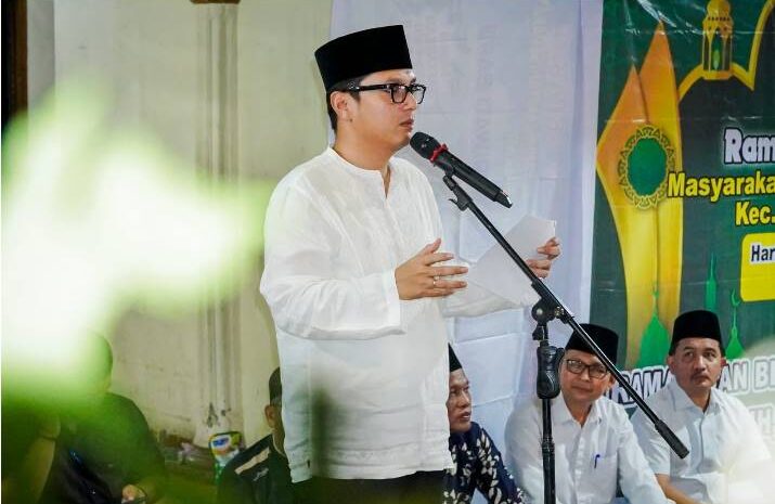  Jelang Ramadhan 1447 H, Rico Waas Punggahan Bersama Warga dan Bantu Masjid Ikhwanul Muslimin Medan Amplas