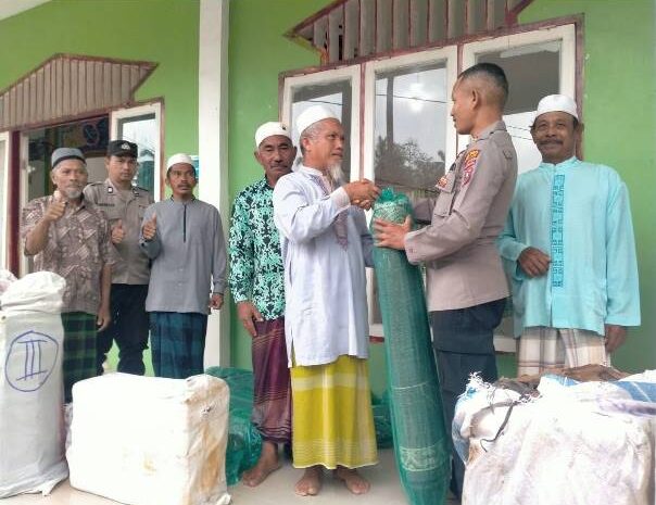  Polri Bantu Pemulihan Rumah Ibadah Lintas Agama di Tapteng Pasca Banjir