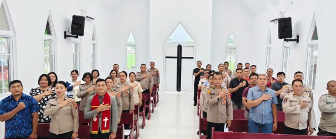  Polres Binjai Laksanakan Binrohtal Kristen, Wujudkan Personel Beriman dan Berintegritas