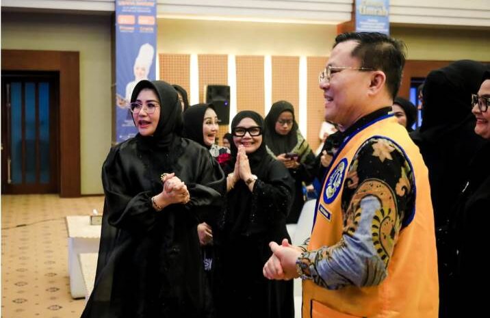  Hadiri Pengajian Akbar Menjemput Berkah, Istri Wakil Wali Kota Medan Ajak Masyarakat Jadikan Ramadan Momentum Tingkatkan Kepedulian Sosial