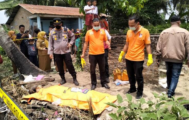  Penemuan Mayat Tumpukan Sampah Gegerkan Warga