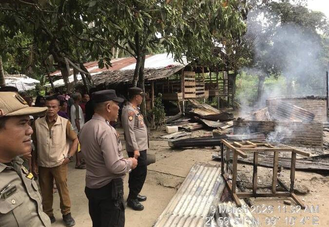  Rumah Kosong Ditinggal Kerja Tiba-Tiba Terbakar, Kapolsek Bangun: Kerugian Capai Rp250 Juta