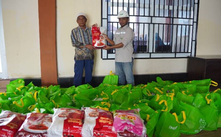  Tebar Berkah Ramadan, IMIP Salurkan 1.229 Paket Sembako