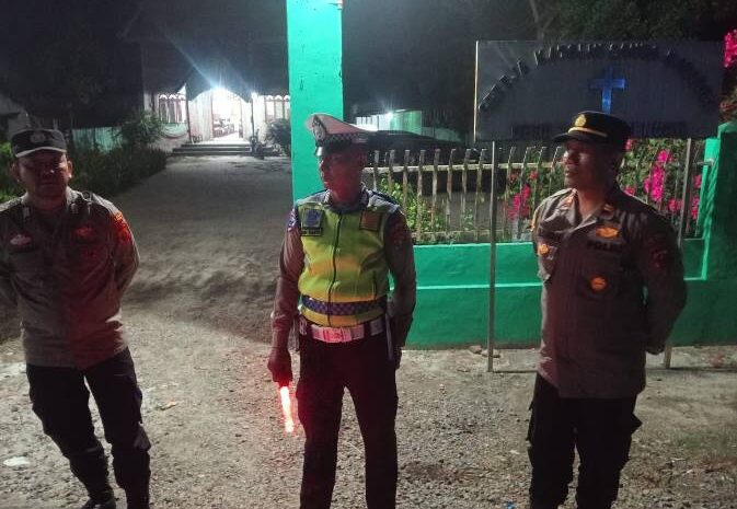  Polsek Indrapura Siap Amankan Ibadah Kamis Putih, Pastikan Keamanan Jemaat