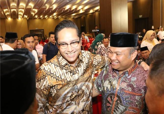  Perkuat Sinergi, Wali Kota dan Wakil Wali Kota Medan Hadiri Halal Bi Halal Keluarga Besar Yayasan Gerakan Sumut Bergiat dan IKA MSP FISIP USU