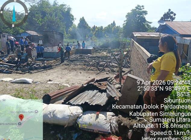  Polsek Dolok Pardamean Tangani Kebakaran Empat Rumah Warga