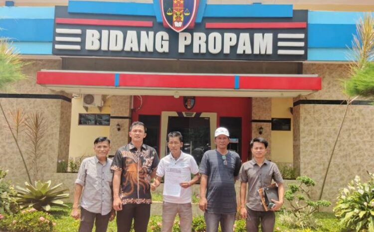  Didampingi Kuasa Hukum, Korban Pengeroyokan Jadi Tersangka Laporkan Penyidik Ke Propam Polda Sumut