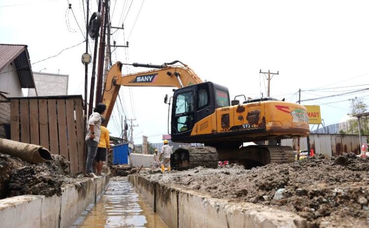  Tingkatkan Infrastruktur Jalan Nasional, IMIP Bangun Drainase Beton di Ruas Trans Sulawesi