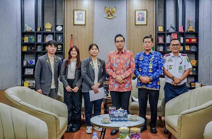  Dukung “Spirit Run 5K”, Rico Waas Ajak Mahasiswa PKL di Pemko Medan