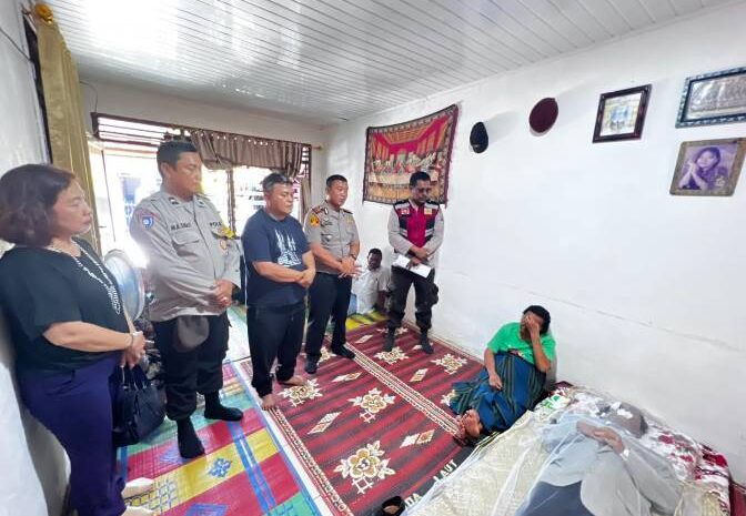  Mayat Pria Paruh Baya Ditemukan di Parit Pembuangan, Polsek Gunung Malela Tangani Kejadian