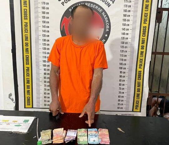  Sempat Melawan Pakai Gunting, Pengedar Sabu Diringkus Polisi di Kebun Sawit Raya Kahean