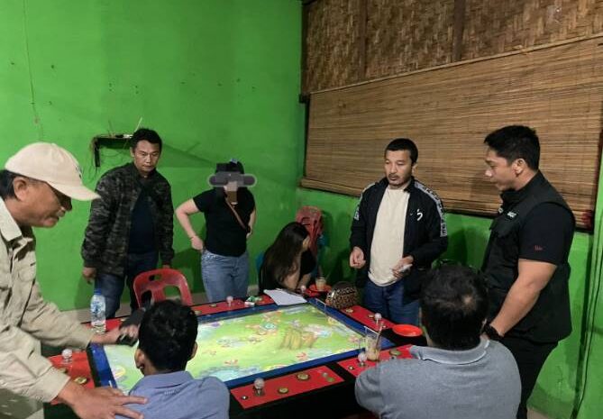  Polres Karo Gerebek Judi Tembak Ikan di Tigabinanga, Dua Perempuan Diamankan