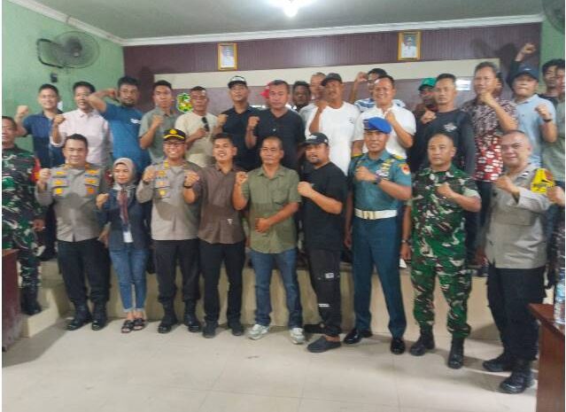  Polsek Medan Labuhan Bersama Forkopimca Mediasi Perdamaian Dua OKP di Kelurahan Besar dan Tangkahan