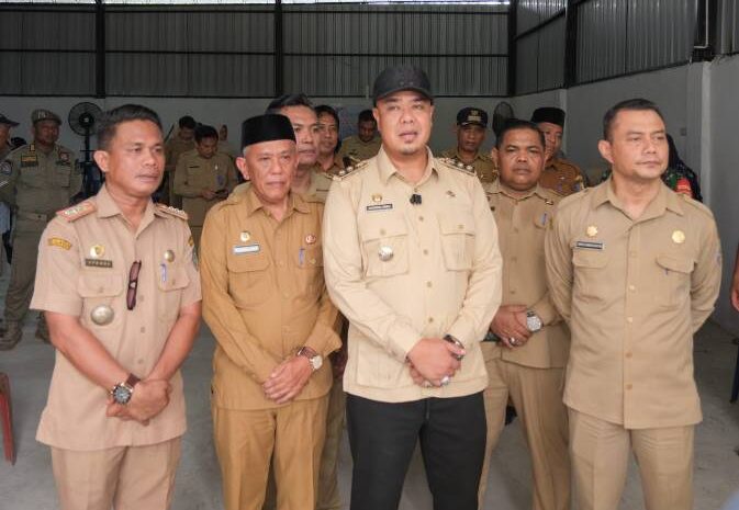  Wabup Batu Bara Tinjau Program Berlayar di Binjai Baru, Pastikan Layanan Publik Gratis dan Ramah