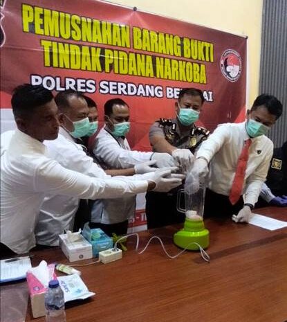  Polres Sergai Musnahkan Barang Bukti Sabu dan Ekstasi Hasil Ungkap Kasus April 2026