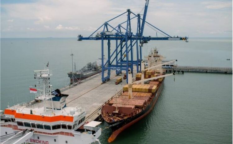  Di Tengah Tekanan Global, Arus Peti Kemas PT PMT Sumut Tumbuh 8 Persen