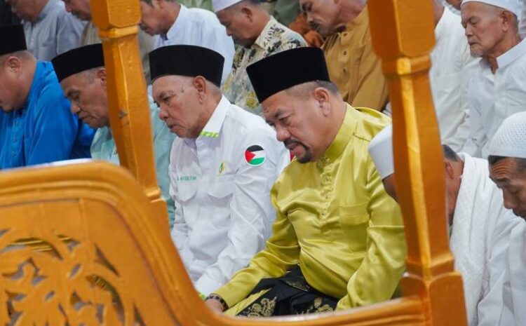  Bupati Baharuddin dan Wabup Syafrizal Berbaur Dengan Masyarakat Saat Idul Adha di Tanjung Tiram