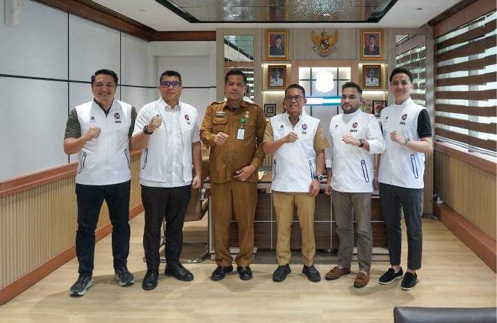  Meriahkan Hut Medan, Zakiyuddin Harahap Dukung Penuh Turnamen Padel Untuk Semua