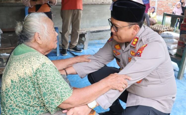  Kapolres Langkat Tunjukkan Kepedulian terhadap Lansia di Secanggang, Humanisme Polri Hadir di Tengah Masyarakat