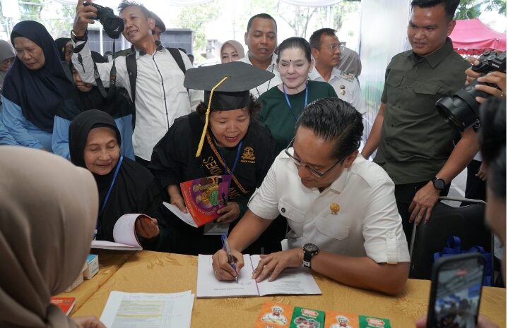  Di HLUN Ke-30, Wali Kota Medan Cover 10.000 Lansia Lewat Program PKH Makmur