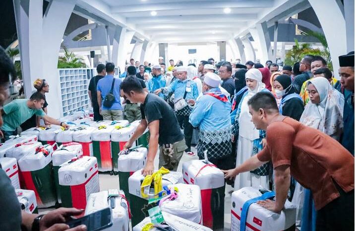  Penuh Haru, Pemkab Sergai Sambut Kepulangan 190 Jamaah Haji di Masjid Agung