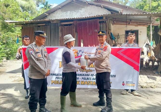  Jumat Berkah Hut Bhayangkara Ke-80, Polsek Air Putih Berbagi Kasih Dengan Warga