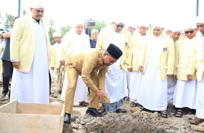  Bupati Sergai Hadiri Peletakan Batu Pertama Gedung Suluk PPITTNI di Sei Rampah