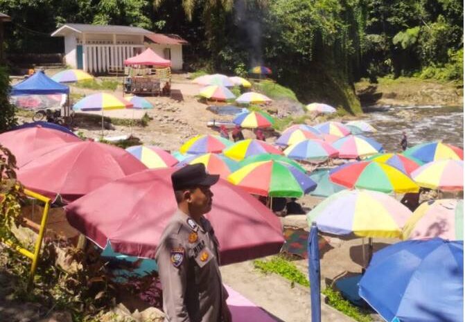  Polsek Sipispis Monitoring Debit Air dan Situasi Kamtibmas Objek Wisata