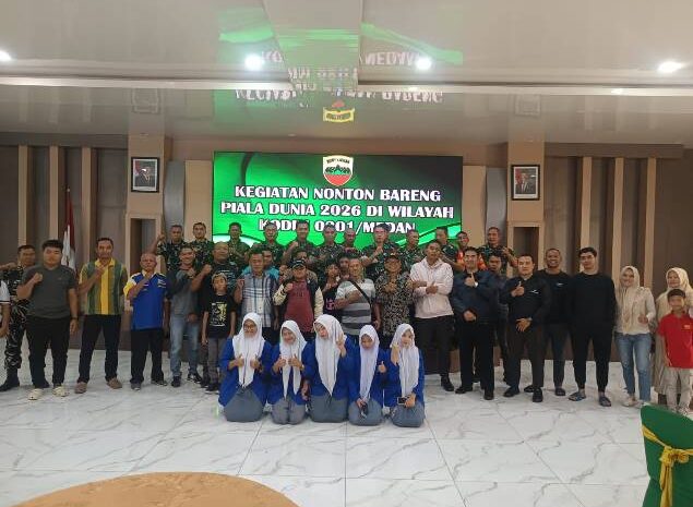  Satukan Semangat, TNI AD Mengajak Masyarakat Membangun Bangsa Melalui Nobar Semarak Bola Gembira Piala Dunia 2026